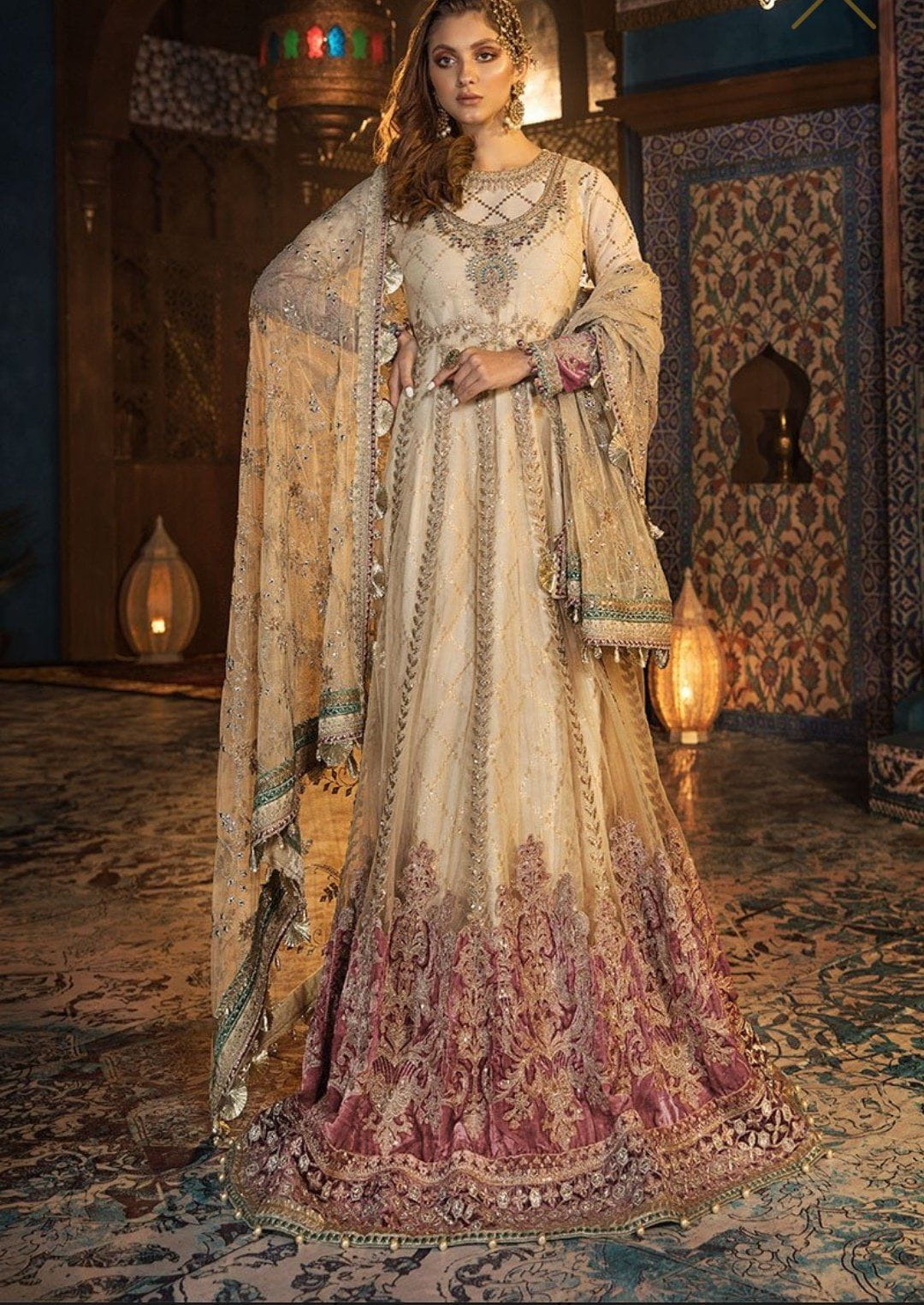 img_maria_b_mbroidered_chiffon_collection_awwal_boutique