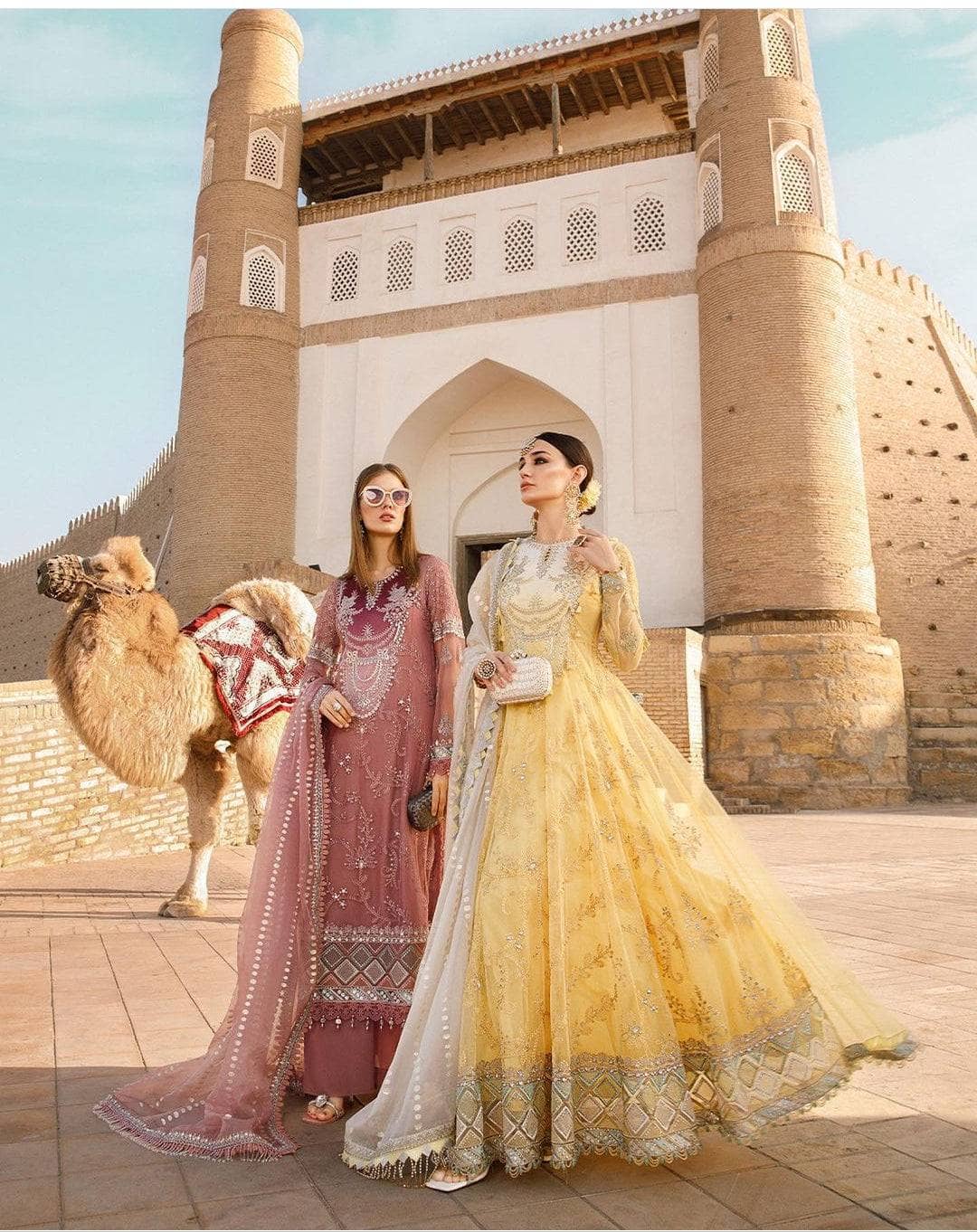 img_maria_b_eid_lawn_23_awwal_boutique