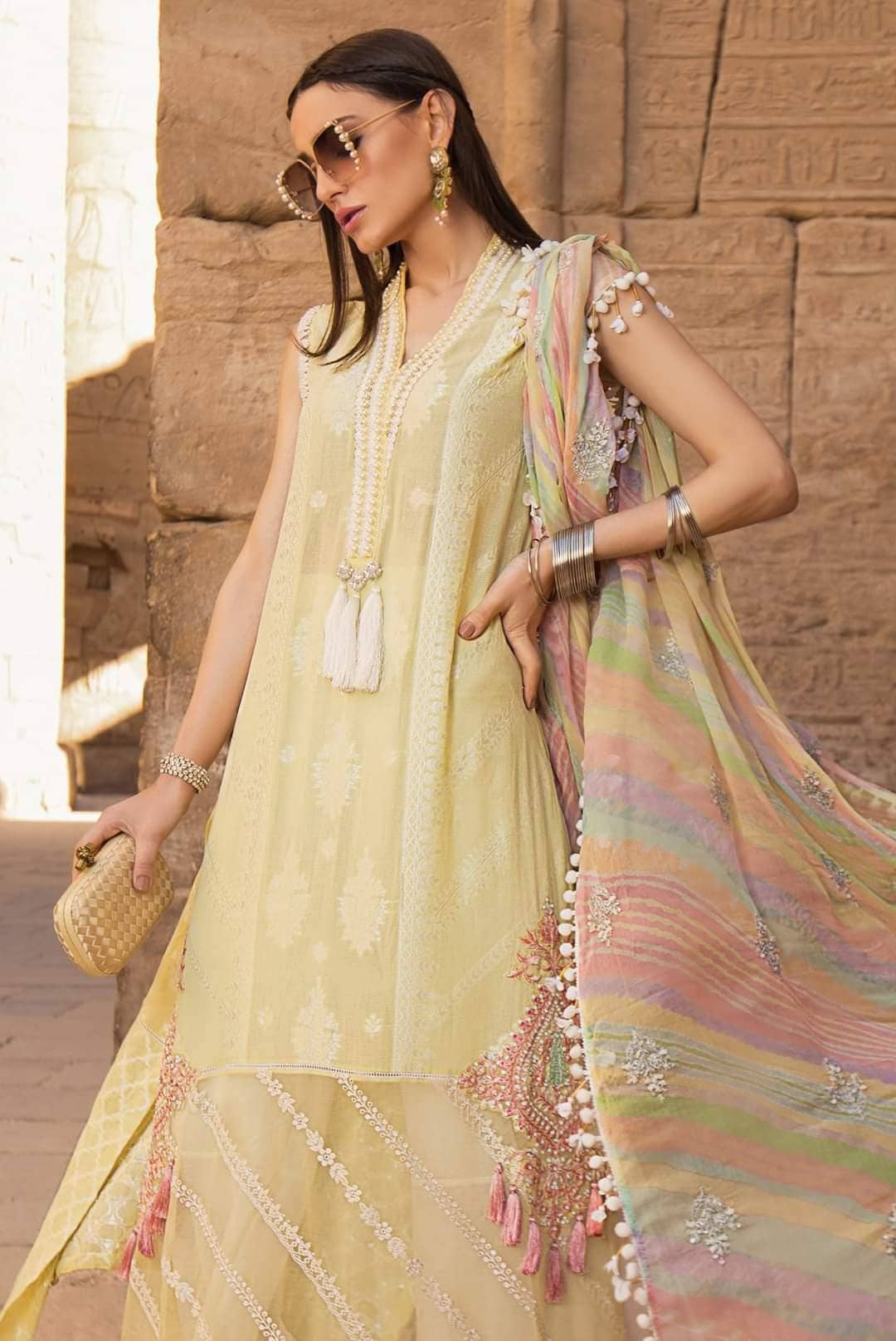 img_maria_b_lawn_collection_awwal_boutique