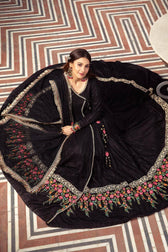 Maria B Sateen 2021/CST-403/Black