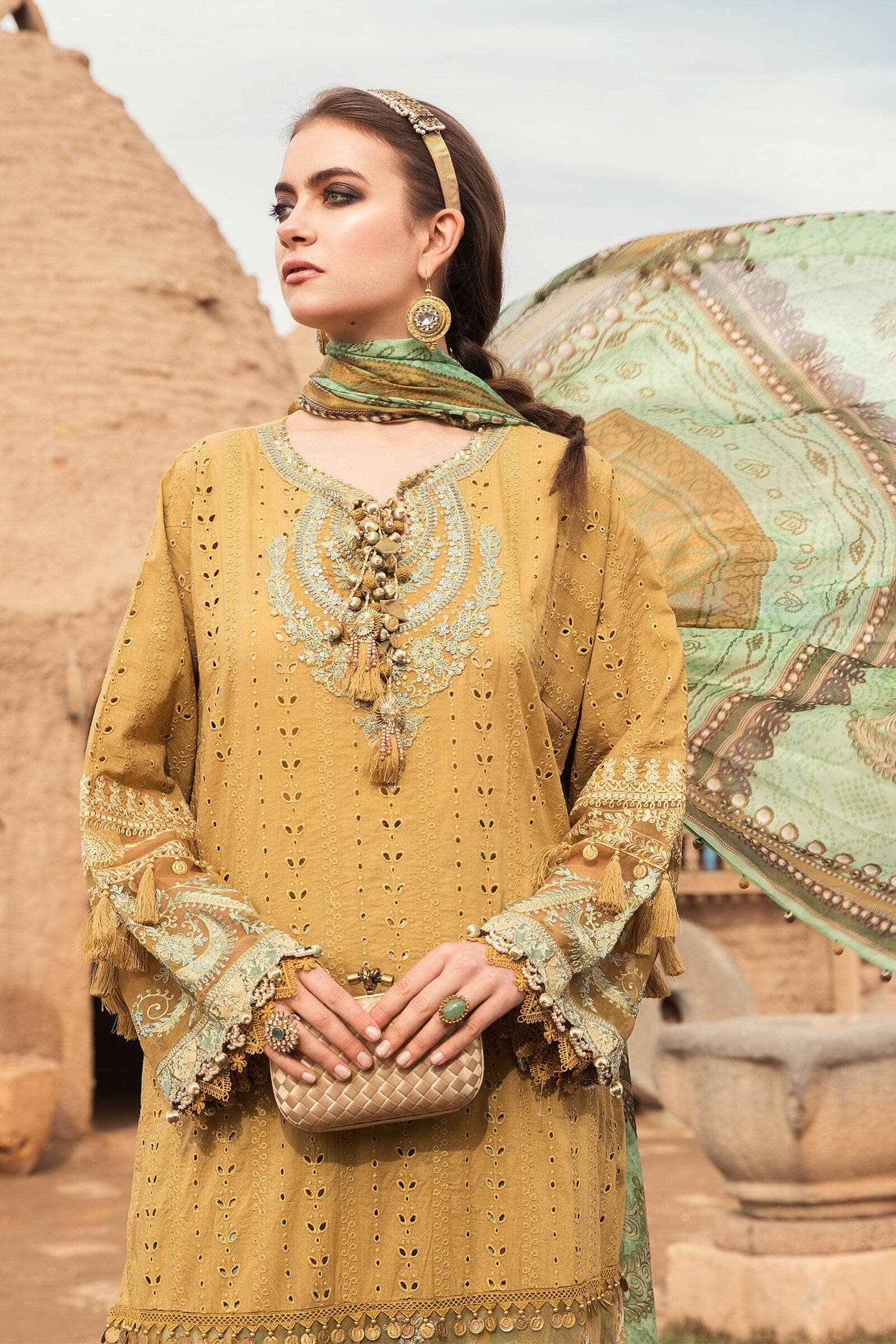 img_maria_b_lawn_2021_awwal_boutique