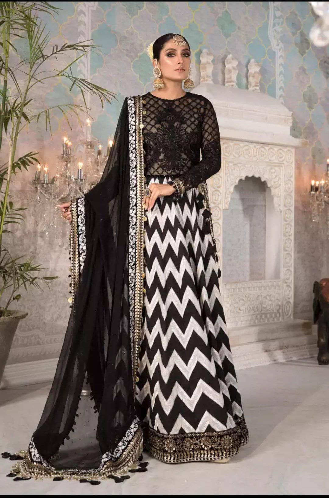 img_maria_b_mbroidered_chiffon_2021_awwal_boutique