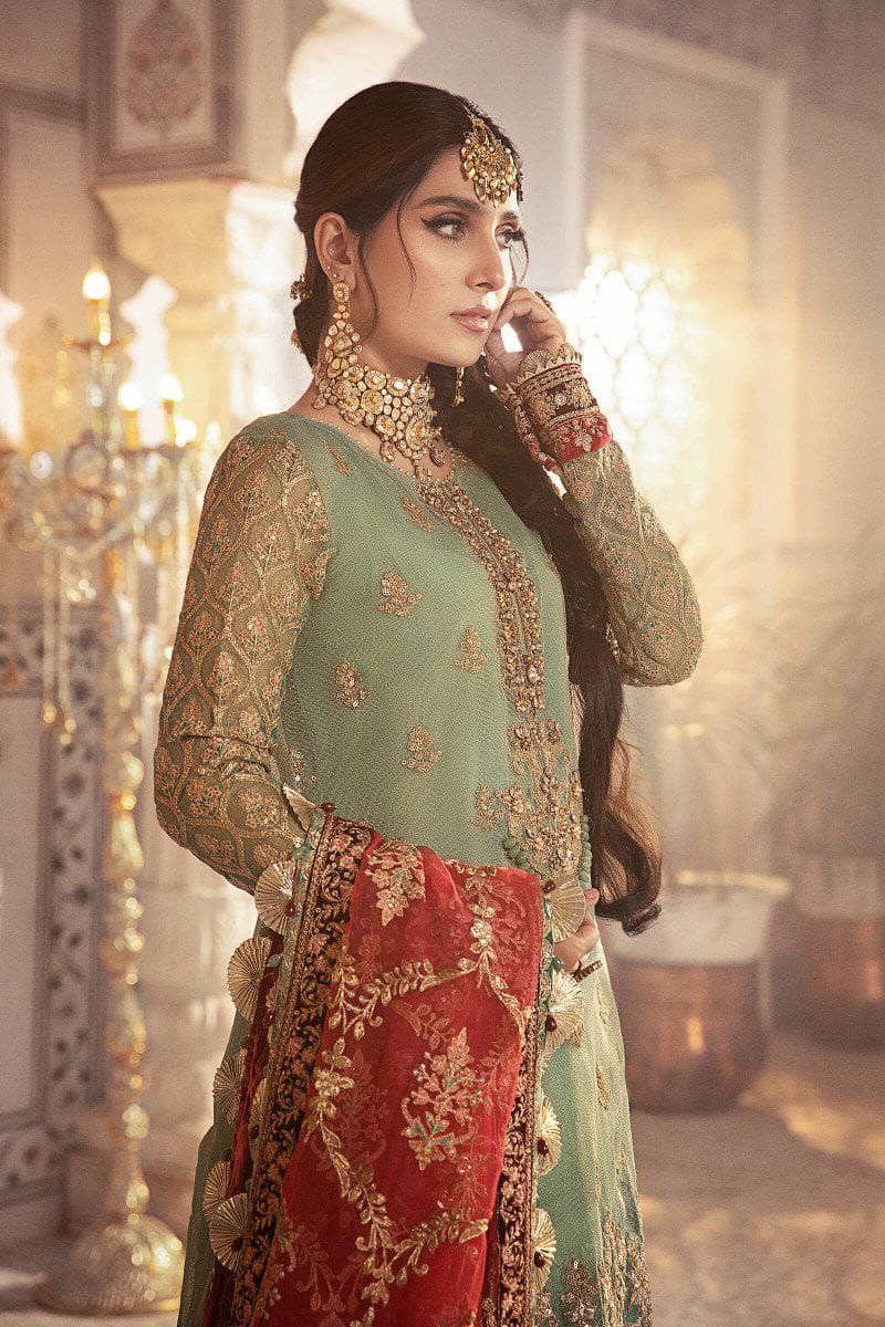 img_maria_b_mbroidered_wedfing_edition_awwal_boutique