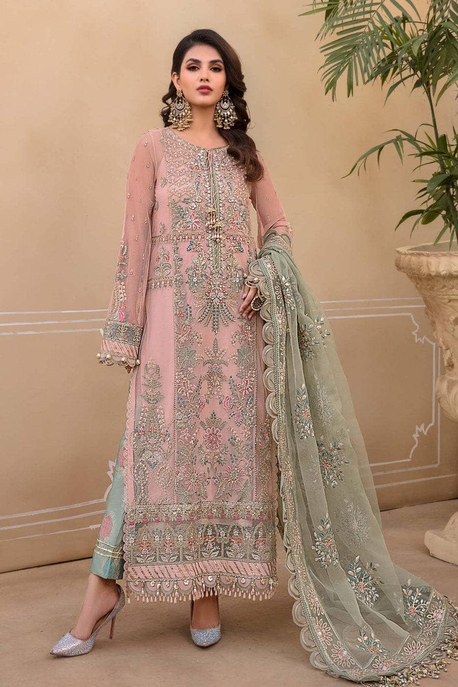 img_maria_b_mbroidered_chiffon_23_awwal_boutique