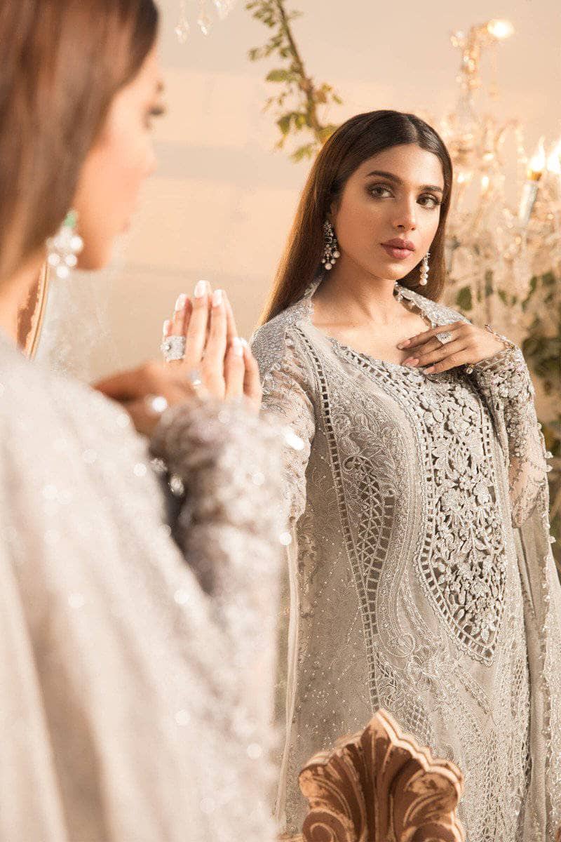 img_maria_b_mbroidered_eid_collection_awwal_boutique