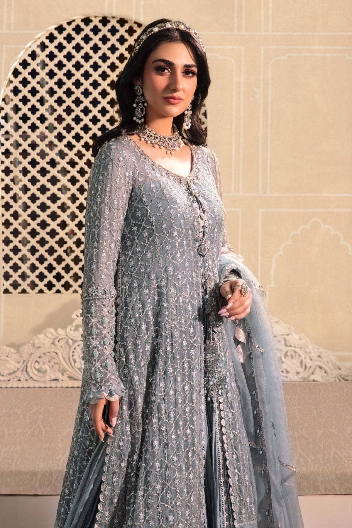 img_maria_b_mbroidered_chiffon_23_awwal_boutique