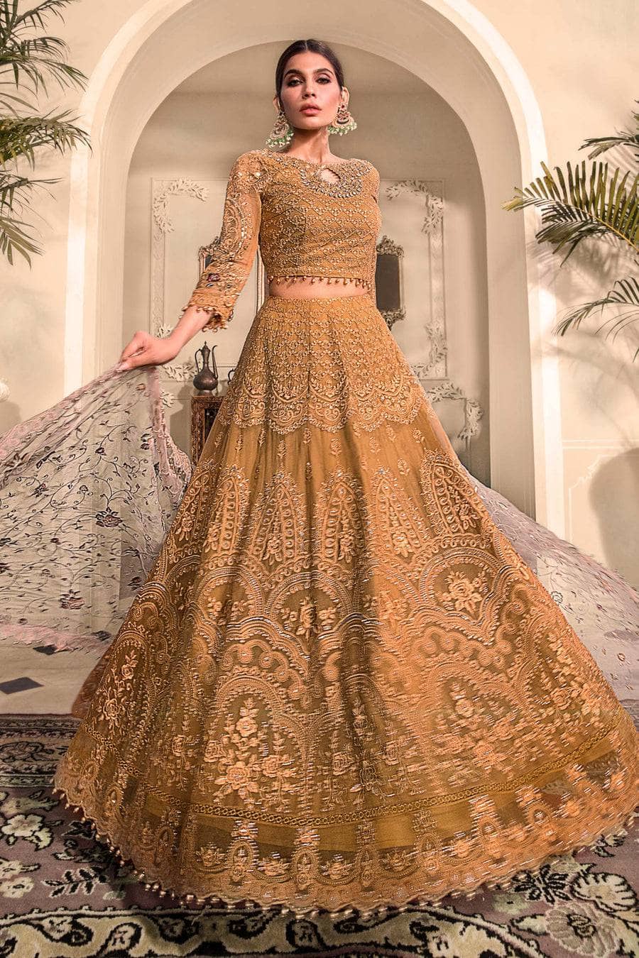 img_maria_b_mbroidered_chiffon_23_awwal_boutique