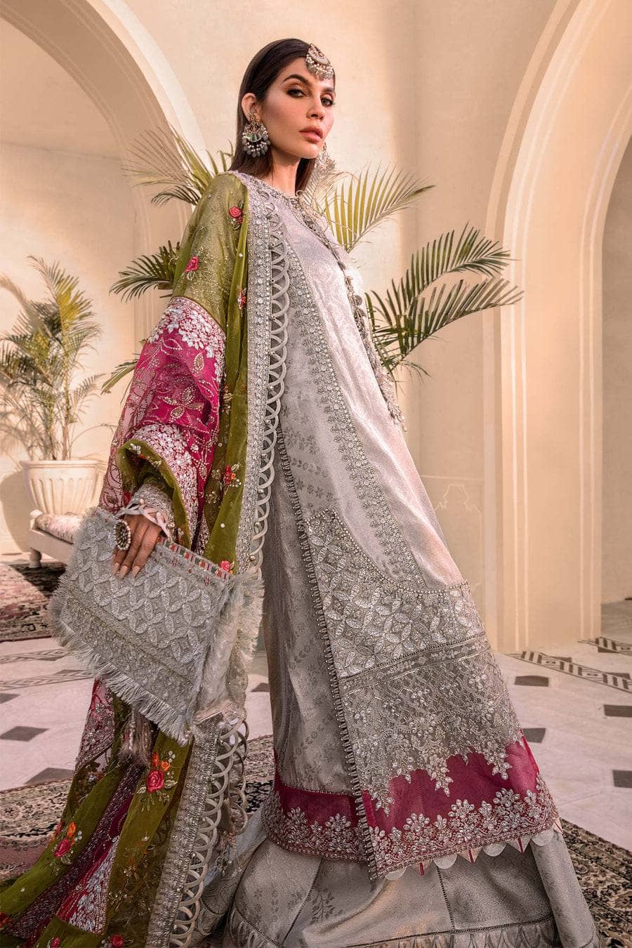 img_maria_b_mbroidered_chiffon_23_awwal_boutique