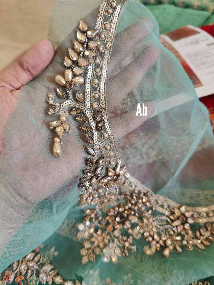 img_open_pic_maria_b_mbroidered_2022_awwal_boutique