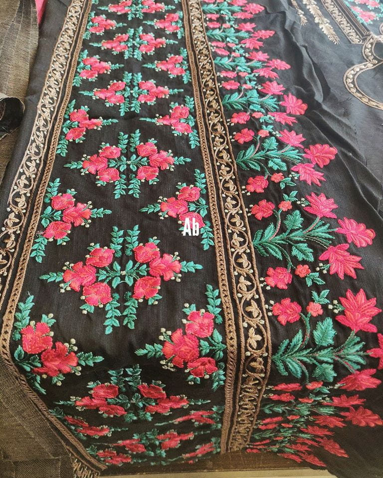 img_maria_b_linen_winter_collection_open_pics_awwal_boutique