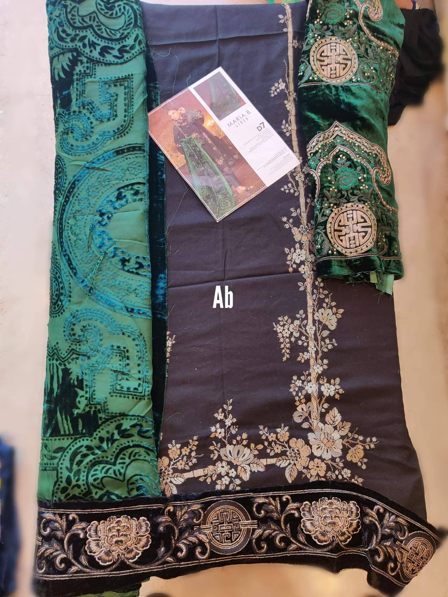 img_open_pics_maria_b_linen_21_awwal_boutique