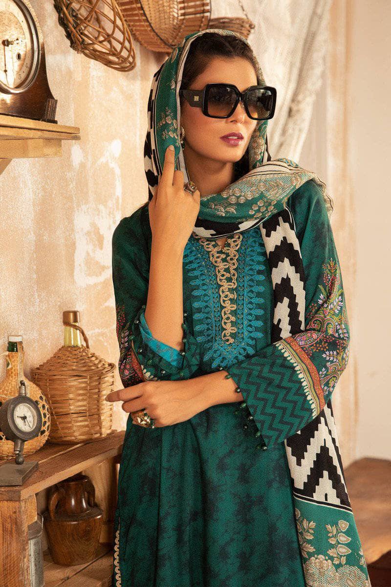img_maria_b_m_prints_winter_awwal_boutique