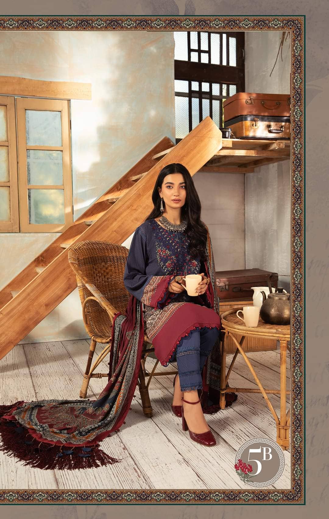 img_maria_b_m_prints_winter_woolen_shawl_awwal_boutique