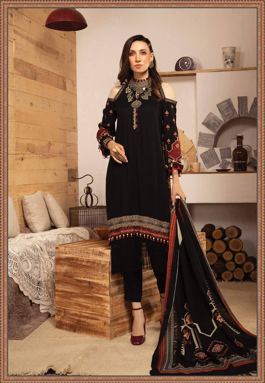 img_maria_b_m_prints_winter_awwal_boutique
