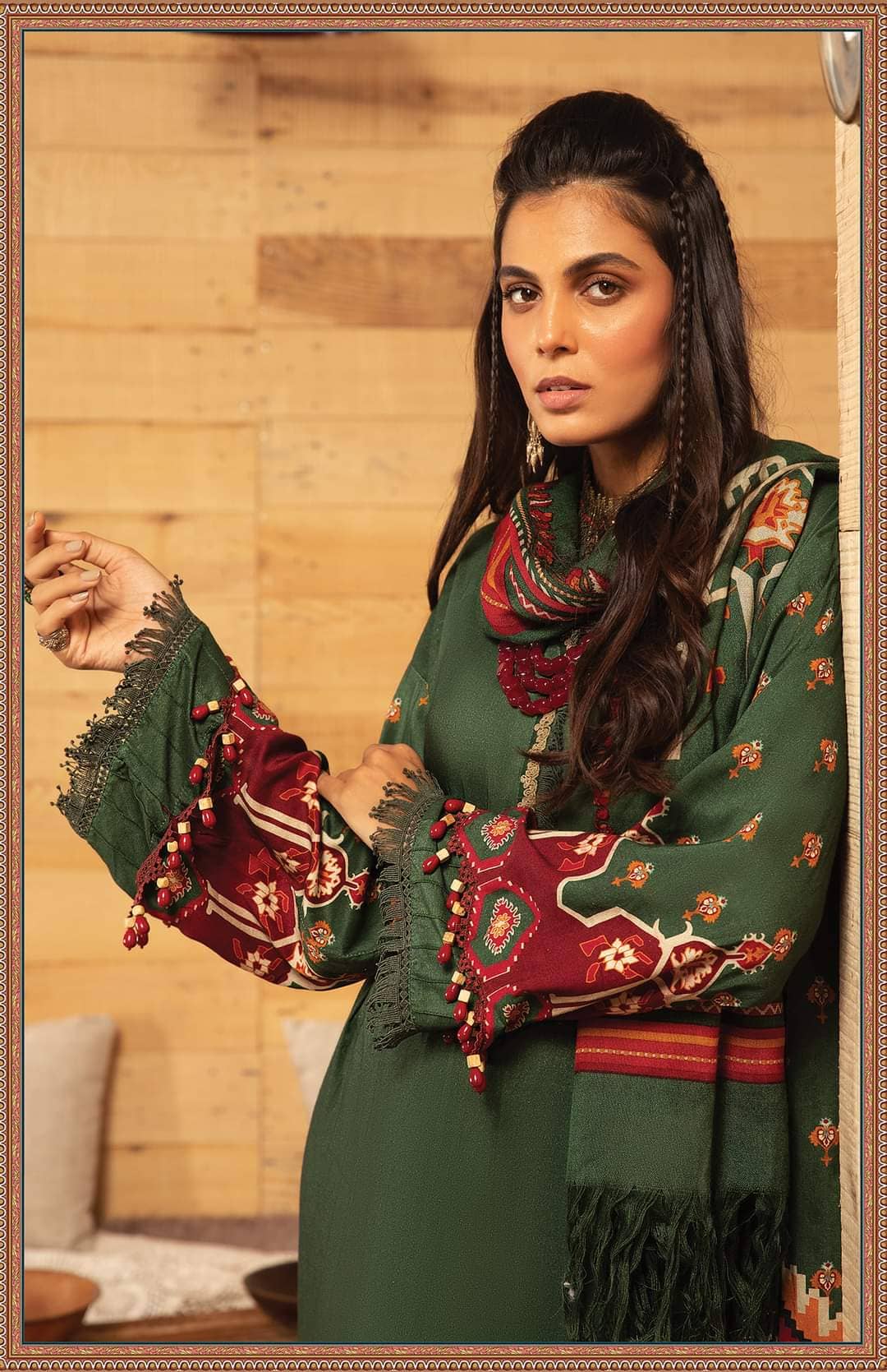 img_maria_b_m_prints_winter_awwal_boutique