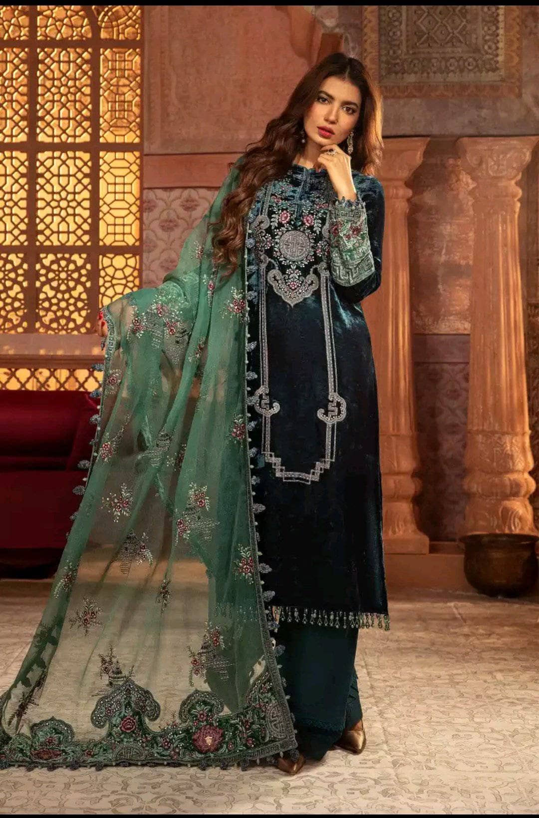 img_maria_b_velvet_21_awwal_boutique