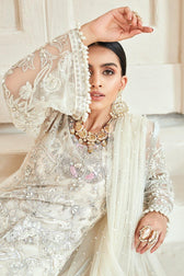 img_maryam_hussain_luxury_formals_chiffon_wedding_awwal_boutique