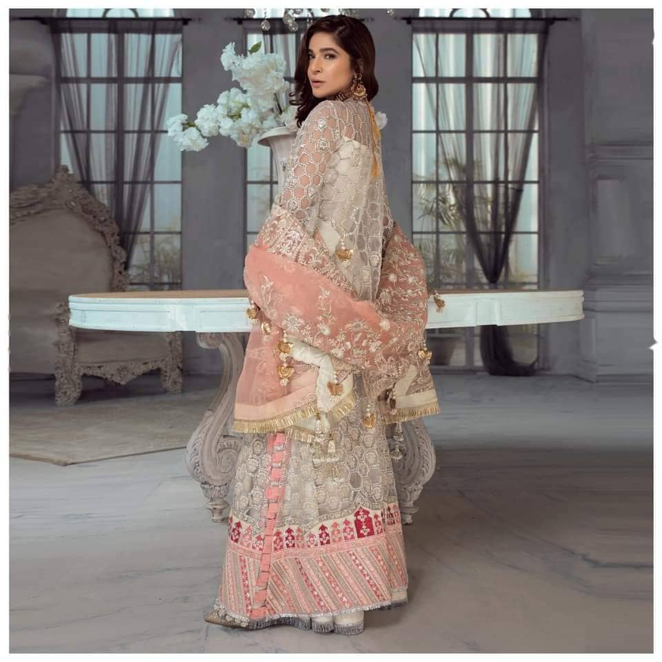 img_maryam_hussain_wedding_edition_awwal_boutique