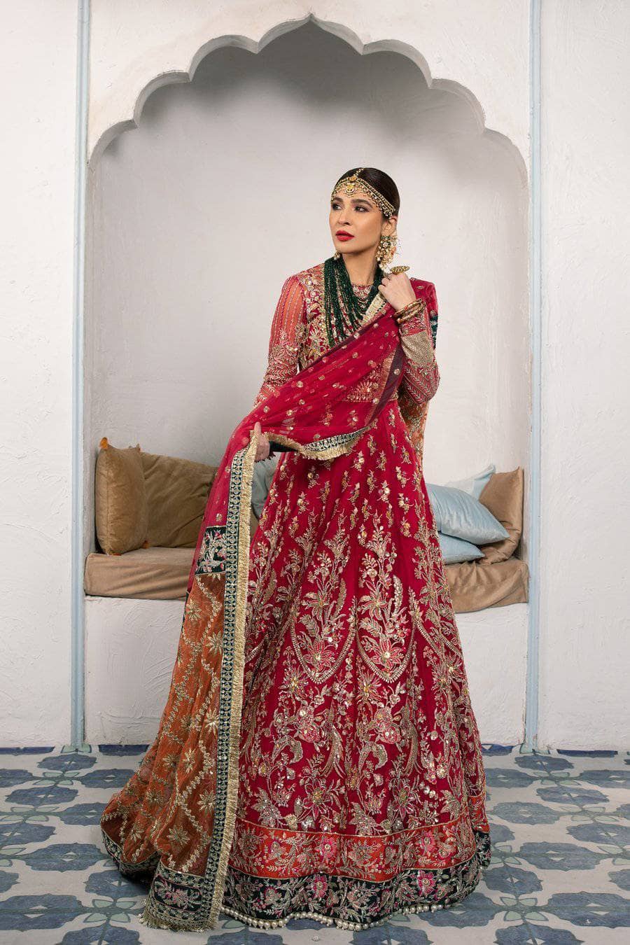 img_maryam_hussain_wedding_edition_awwal_boutique