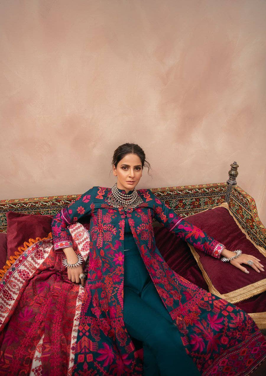 img_maryam_hussain_luxury_lawn_2021_awwal_boutique