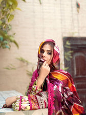 img_maryam_hussain_lawn_23_awwal_boutique