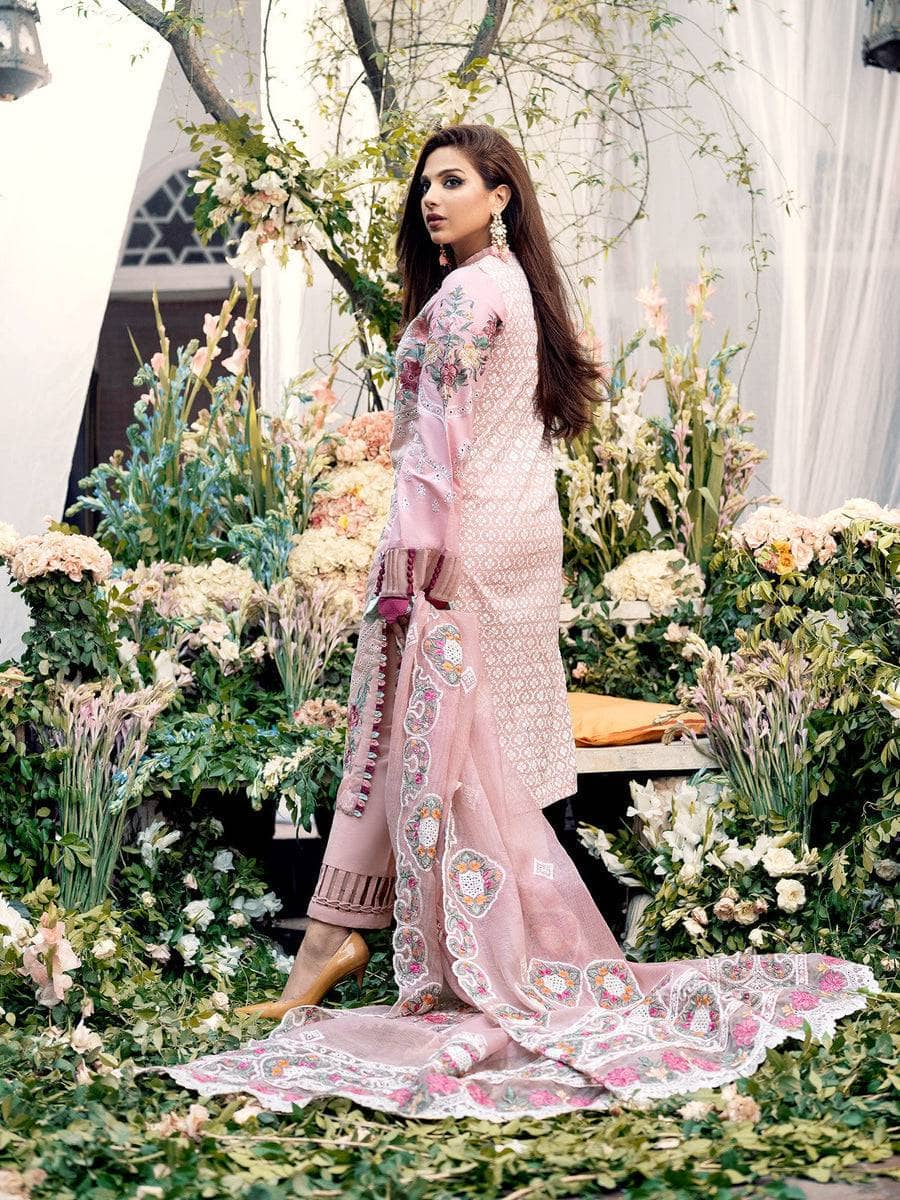 img_maryam_hussain_lawn_23_awwal_boutique