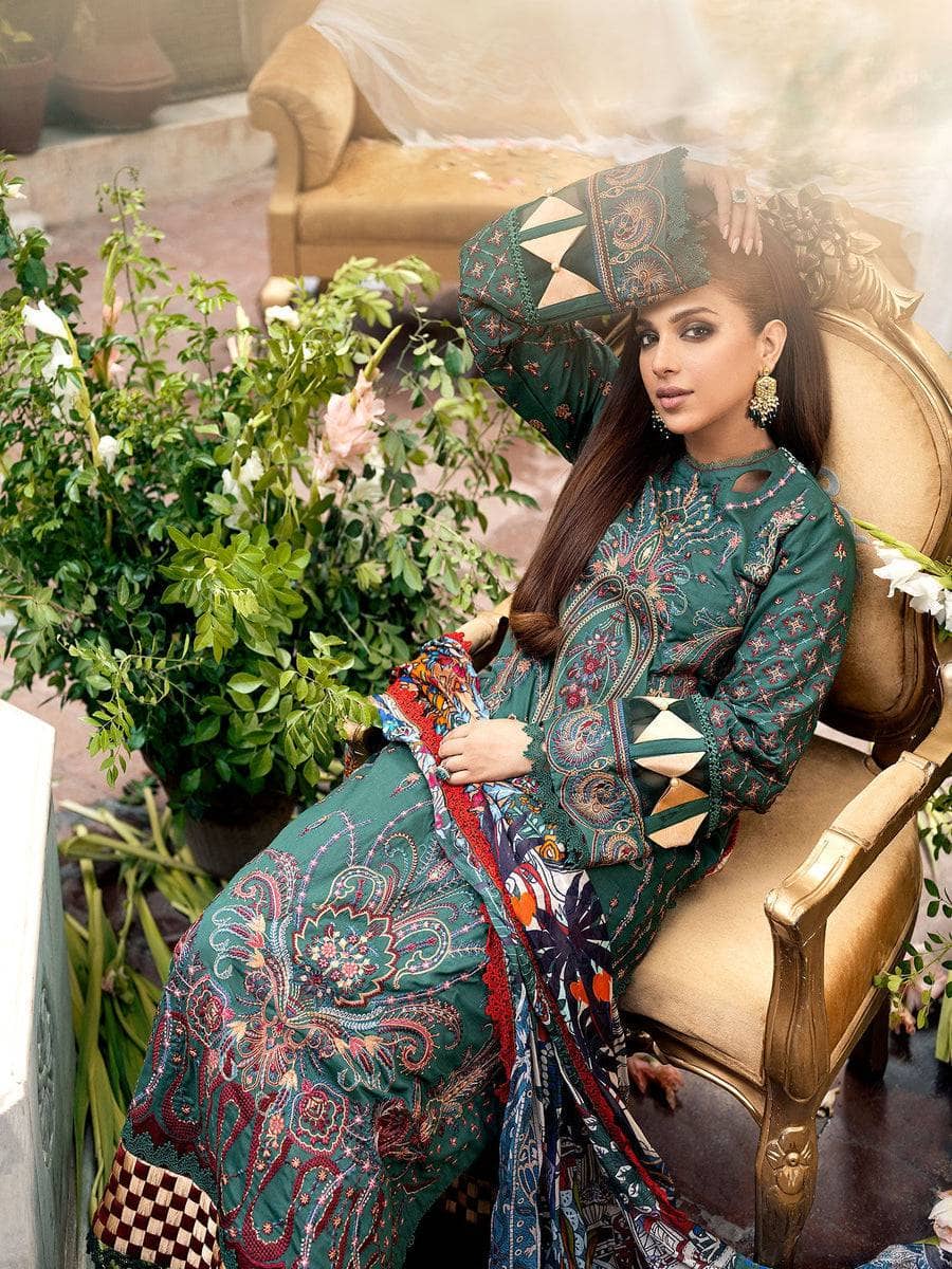 img_maryam_hussain_lawn_23_awwal_boutique