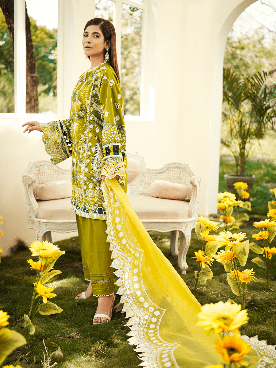 img_maryam_hussain_luxury_lawn_22_awwal_boutique