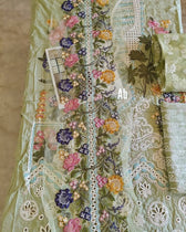 img_open_pic_maryam_hussain_lawn_23_awwal_boutique