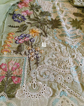 img_open_pic_maryam_hussain_lawn_23_awwal_boutique