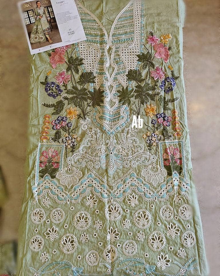 img_open_pic_maryam_hussain_lawn_23_awwal_boutique