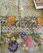 img_open_pic_maryam_hussain_lawn_23_awwal_boutique