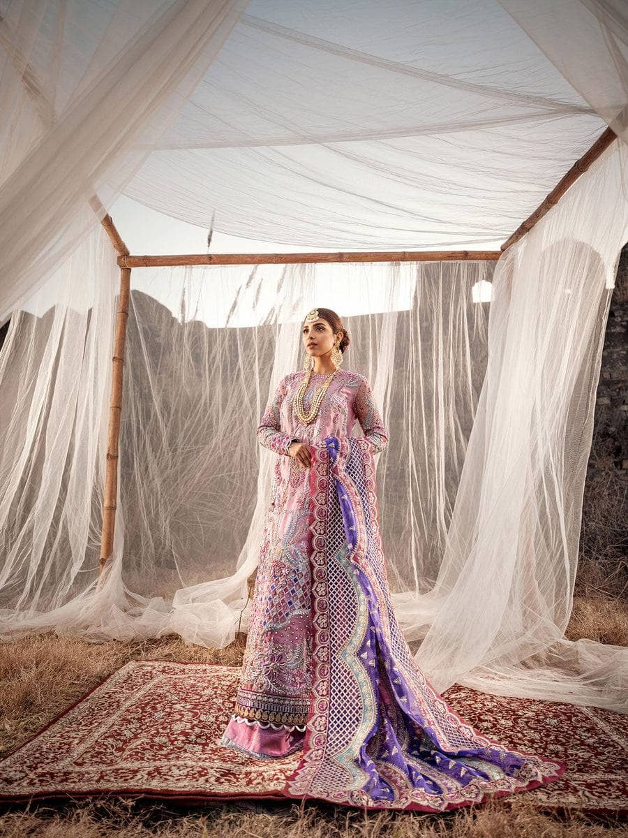 img_maryam_hussain_wedding_awwal_boutique