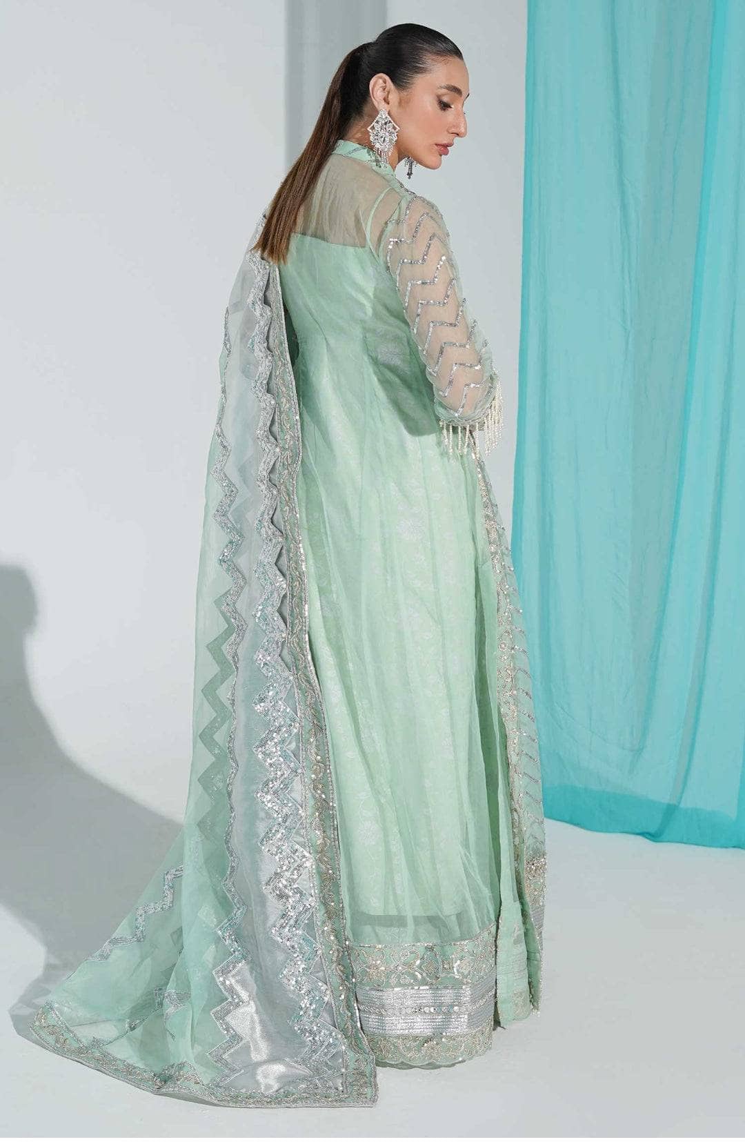 img_maryum_n_maria_freesia_awwal_boutique