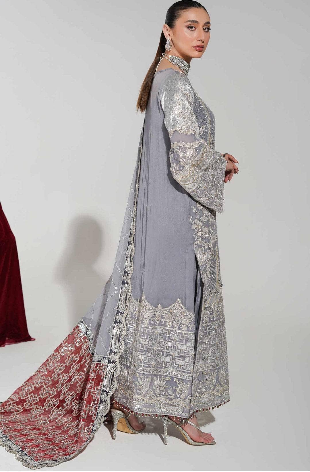 img_maryum_n_maria_freesia_awwal_boutique