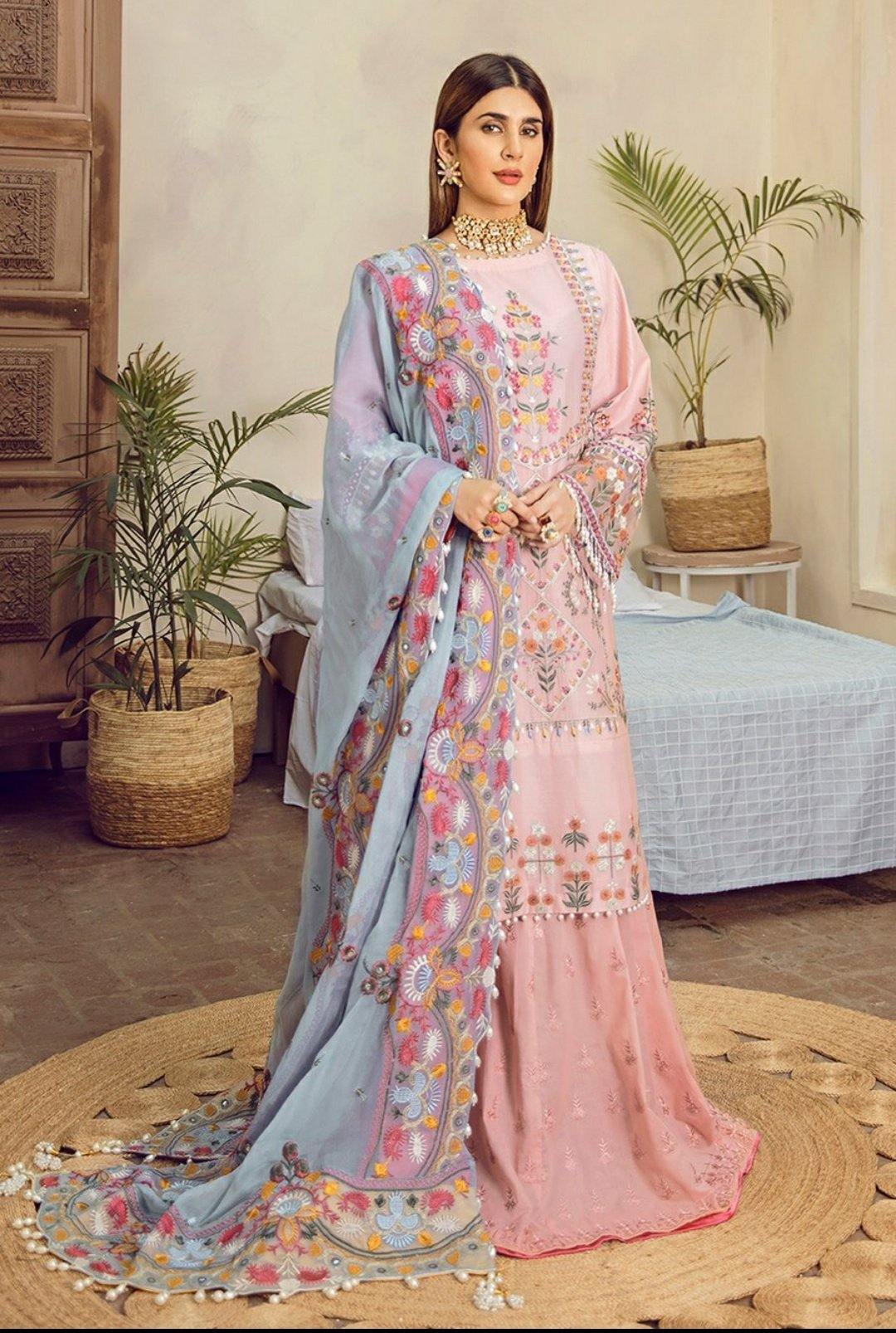 img_maryam_hussain_lawn_collection_awwal_boutique