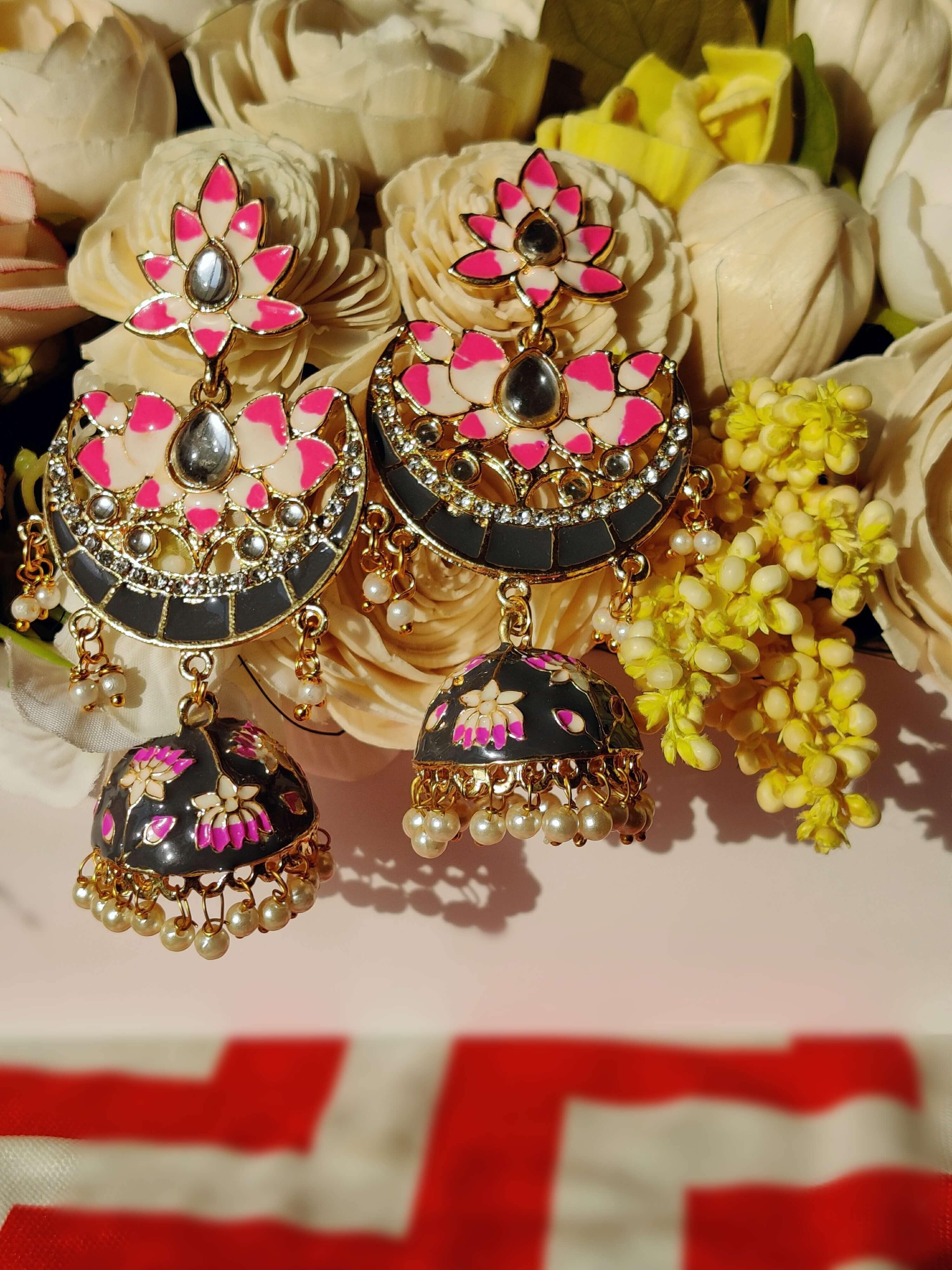 img_minakari_jewellery_jhumkis_awwal_boutique