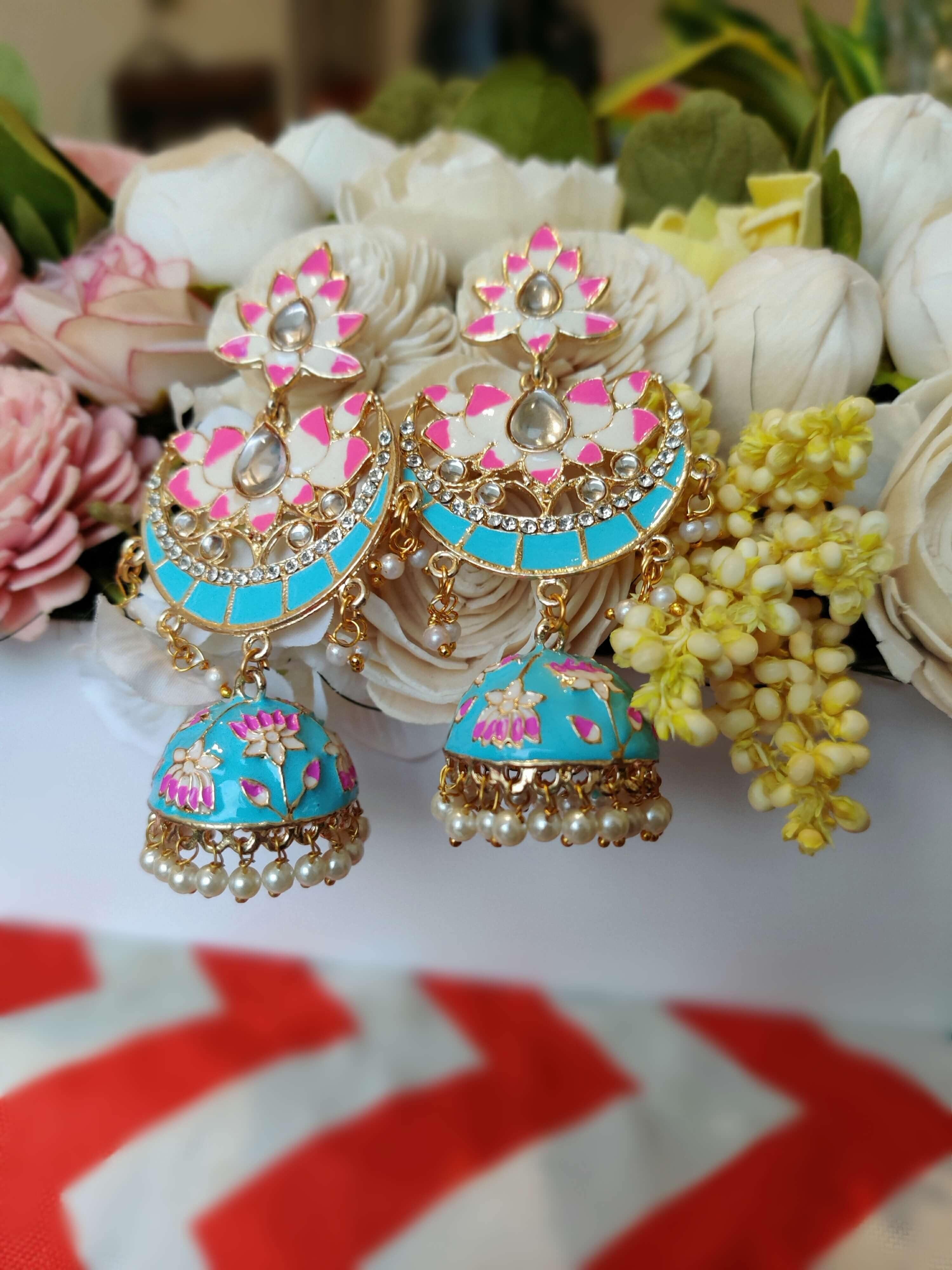 img_minakari_jewellery_jhumkis_awwal_boutique