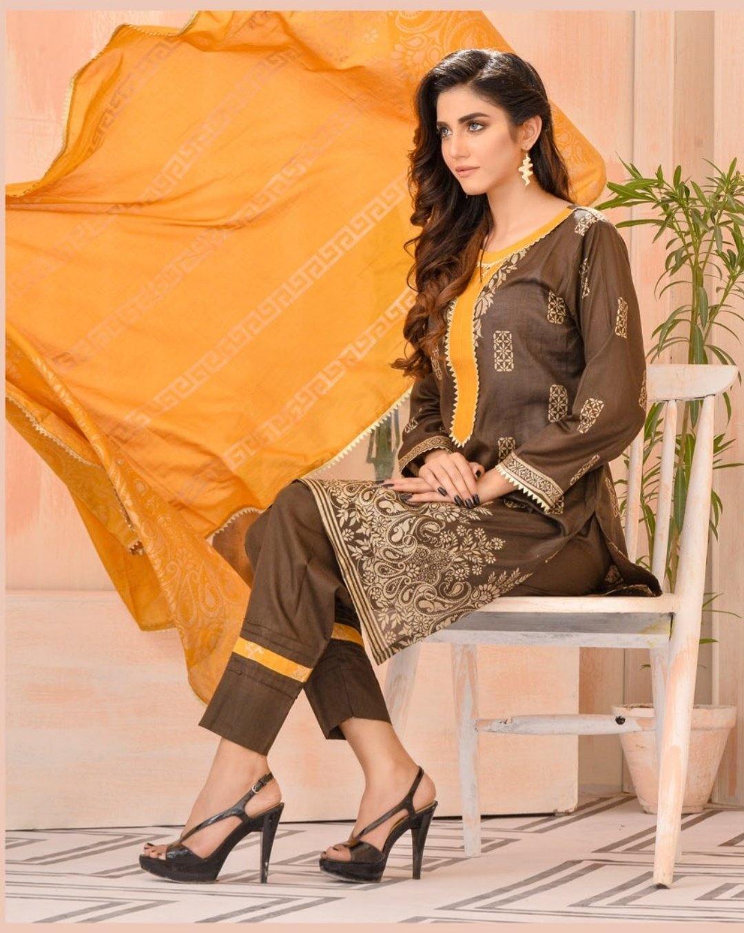 img_banarsi_printed_lawn_collection_awwal_boutique