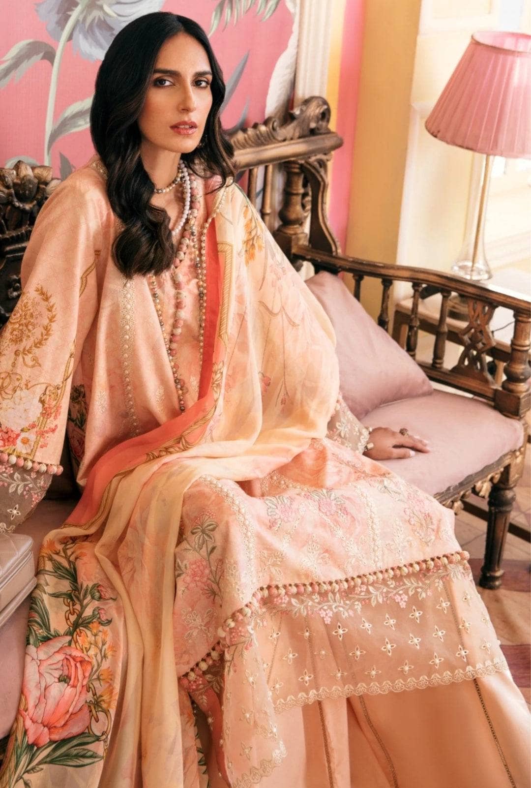 img_mohagni_lawn_awwal_boutique