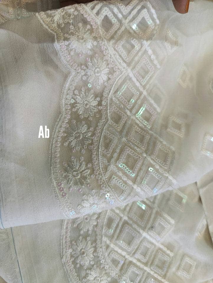 img_mohagni_awwal_boutique