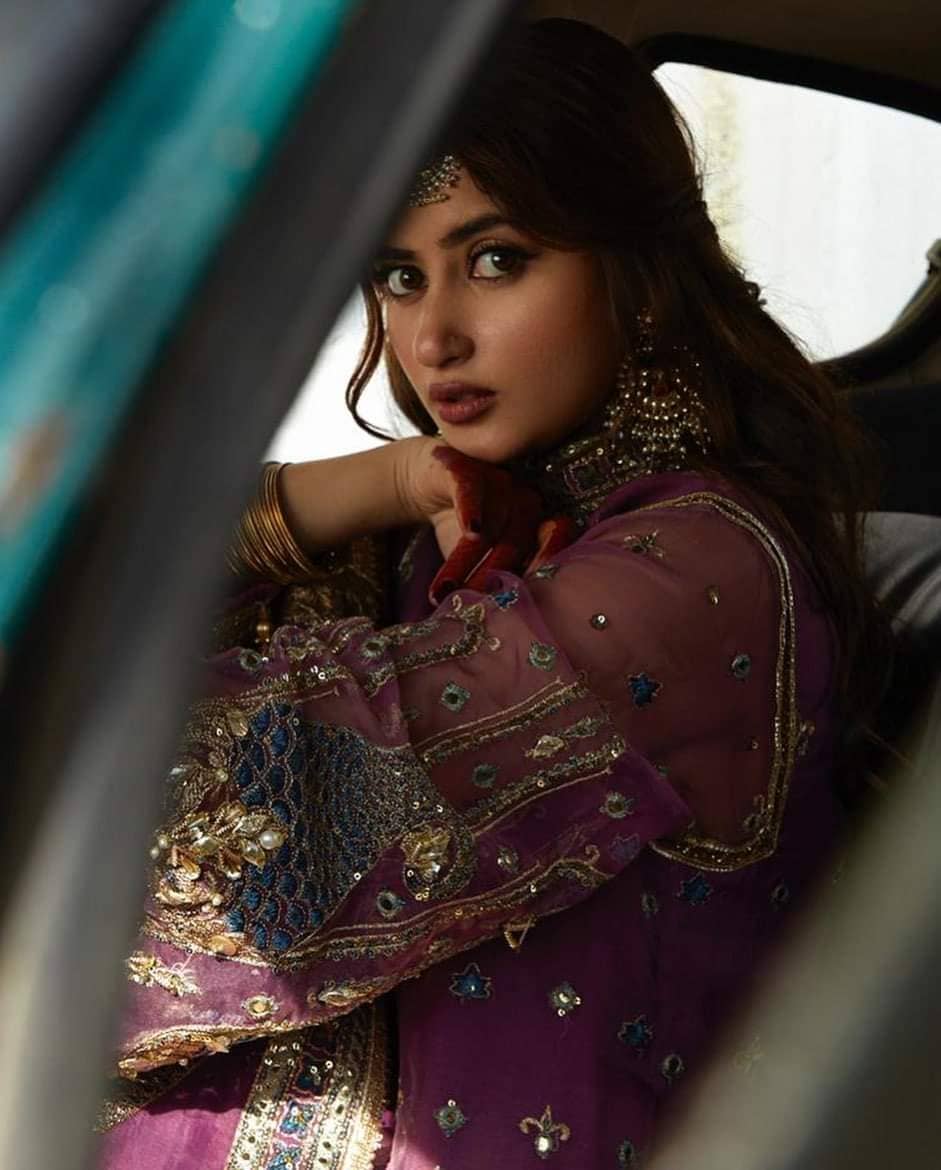 img_zarlish_by_mohsin_naveed_ranjha_awwal_boutique