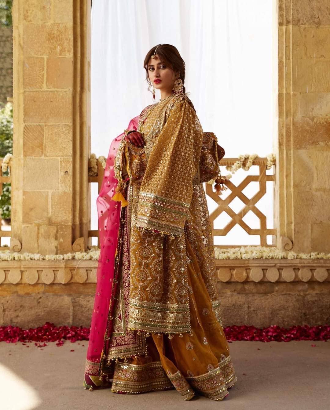 img_zarlish_by_mohsin_naveed_ranjha_awwal_boutique