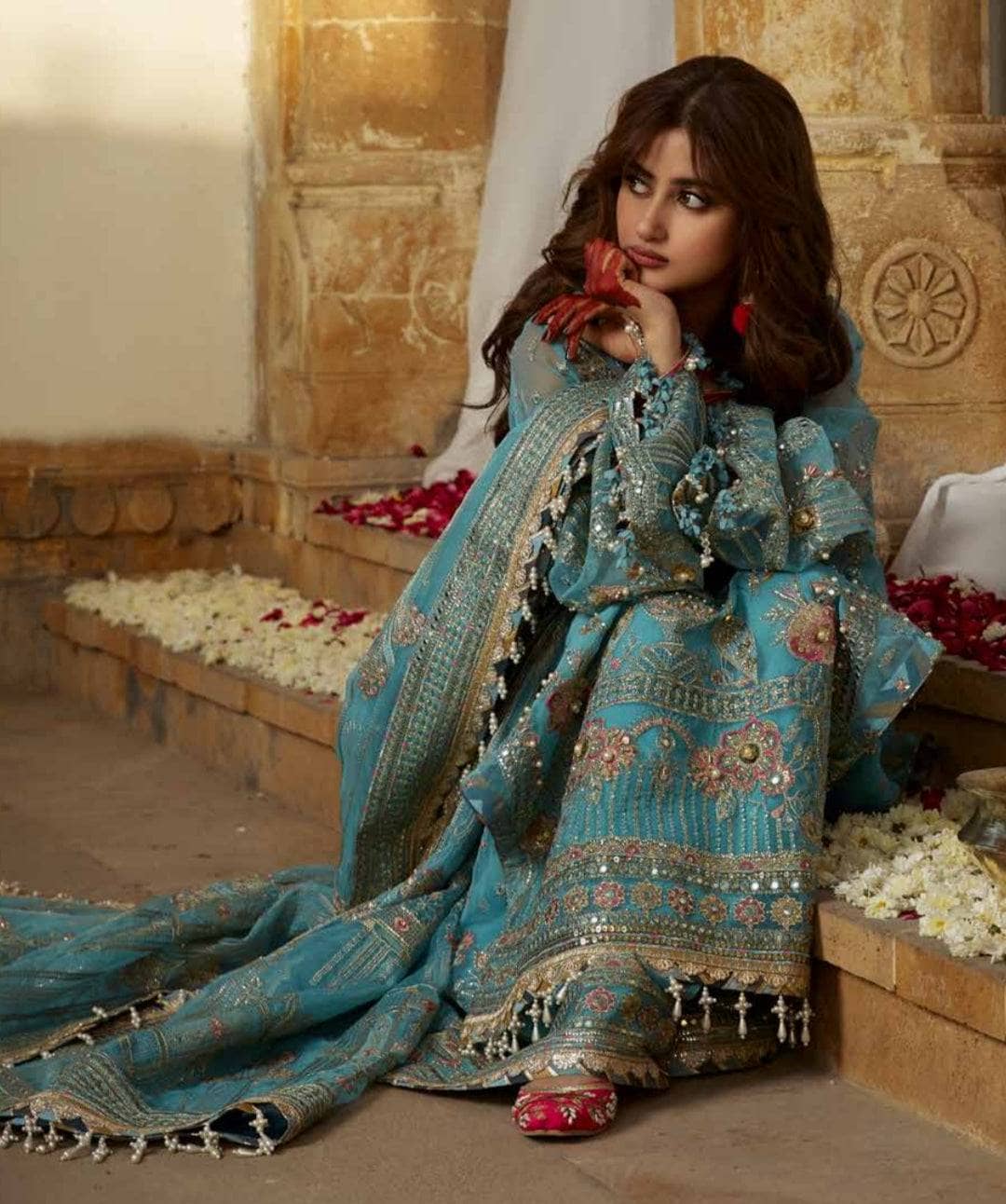 img_zarlish_by_mohsin_naveed_ranjha_awwal_boutique