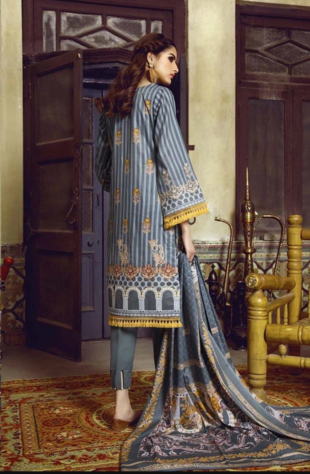 img_monsoon_lawn_collection_by_al_zohaib_awwal_boutique