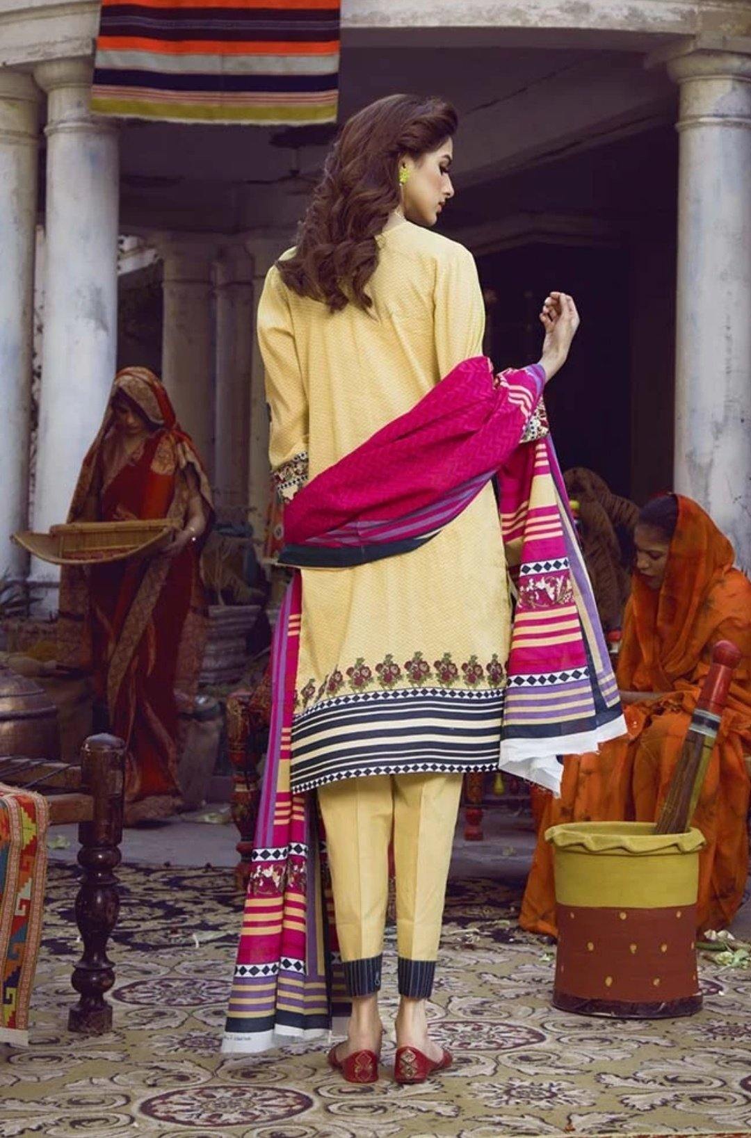 img_monsoon_lawn_collection_by_al_zohaib_awwal_boutique