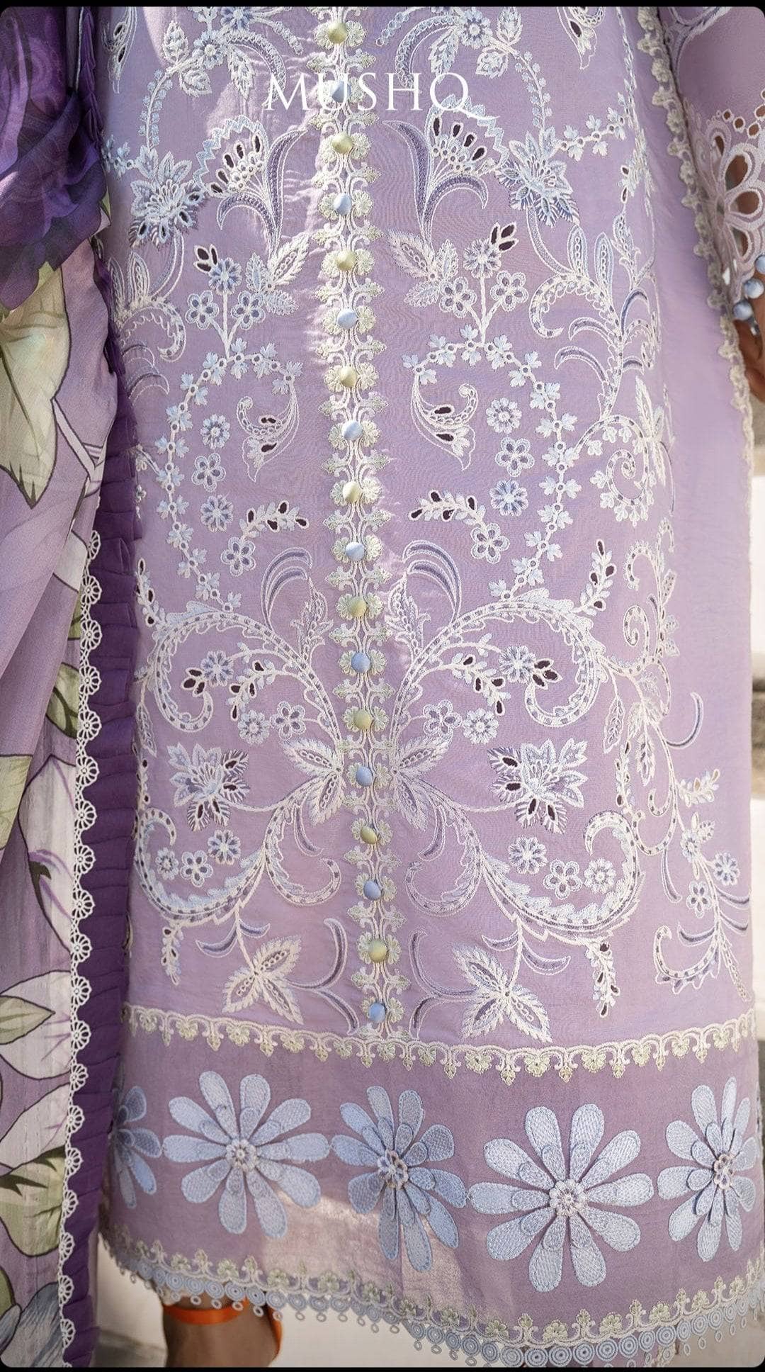 img_mushq_lawana_lawn_23_awwal_boutique