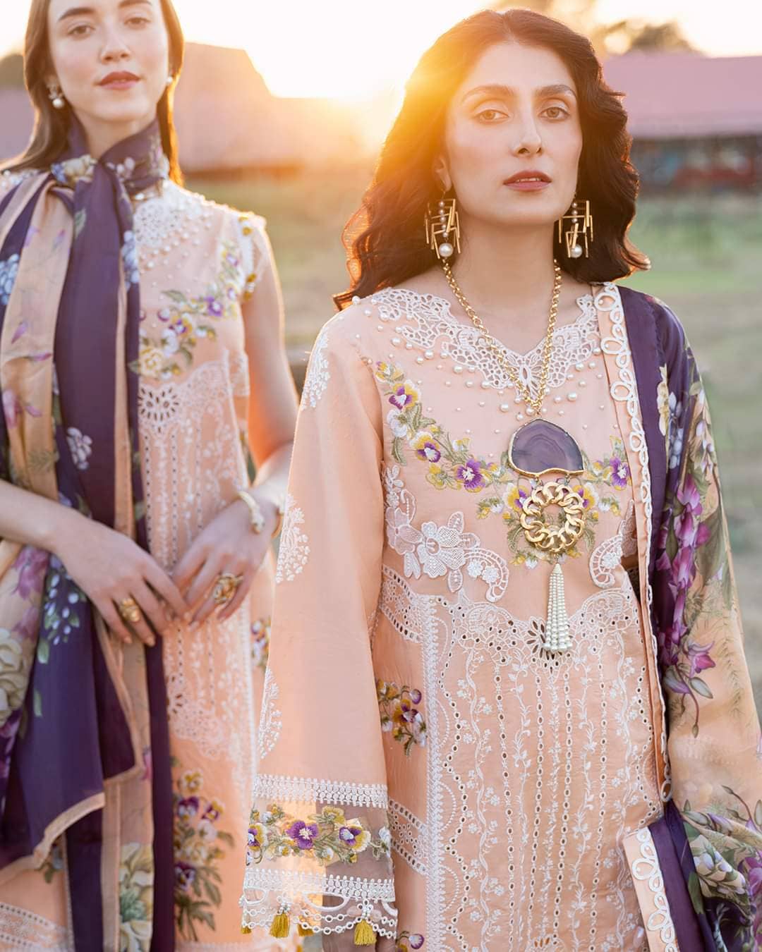 img_mushq_lawana_lawn_23_awwal_boutique