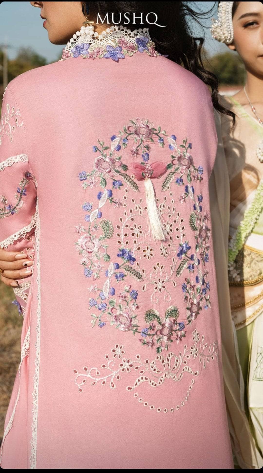 img_mushq_lawana_lawn_23_awwal_boutique