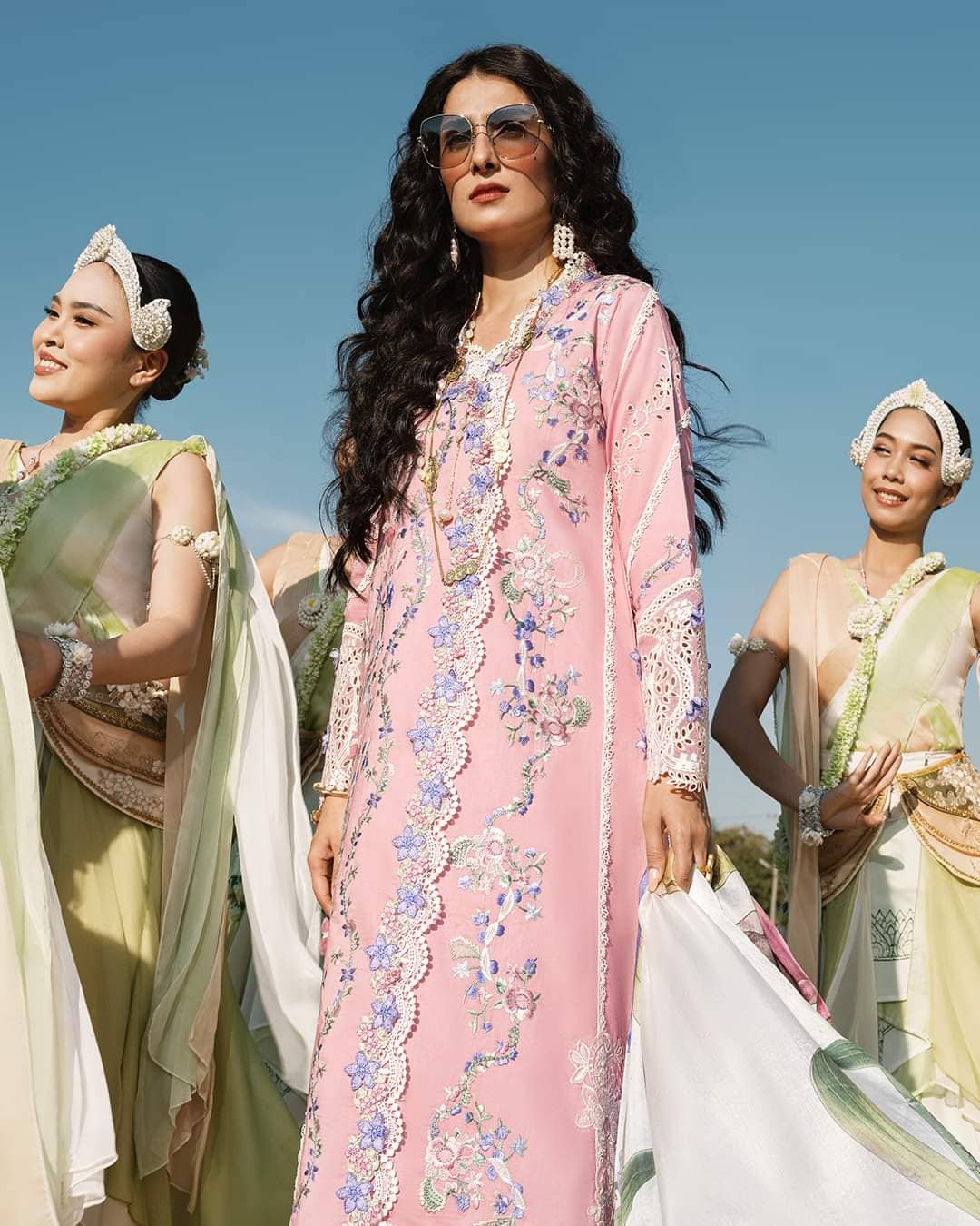 img_mushq_lawana_lawn_23_awwal_boutique